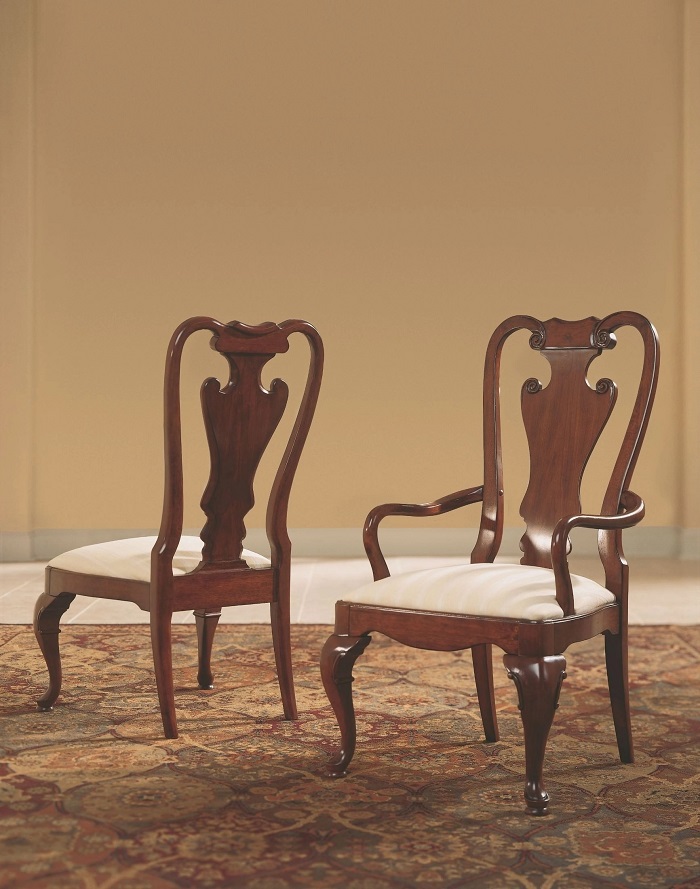 Farmhouse Antique Furniture - Antique Queen Anne Chairs